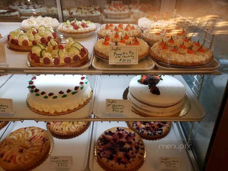 Truffle Cake & Pastry Shoppe - Michigan City, IN